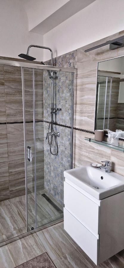 Hotel Triumf Bukurešť Exteriér fotografie